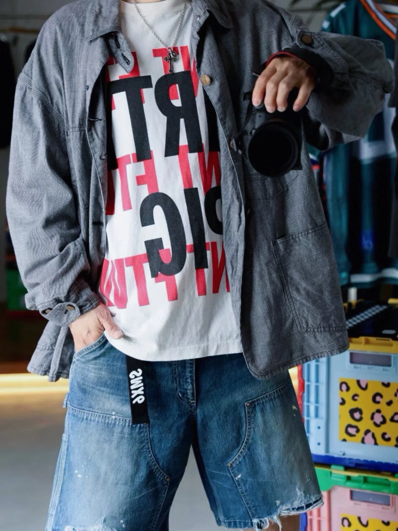 ❥8032#P116 Saint Mxxxxxx short-sleeved T-shirt, made of soft cotton fabric, comfortable and breathable. "SAINT FTM" is printed on the front. It has a full street feel and a loose fit. It is suitable for daily casual or street wear. Size: (S-M-L-XL) Color: Beige